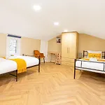 Charming Two Bedroom In Camden