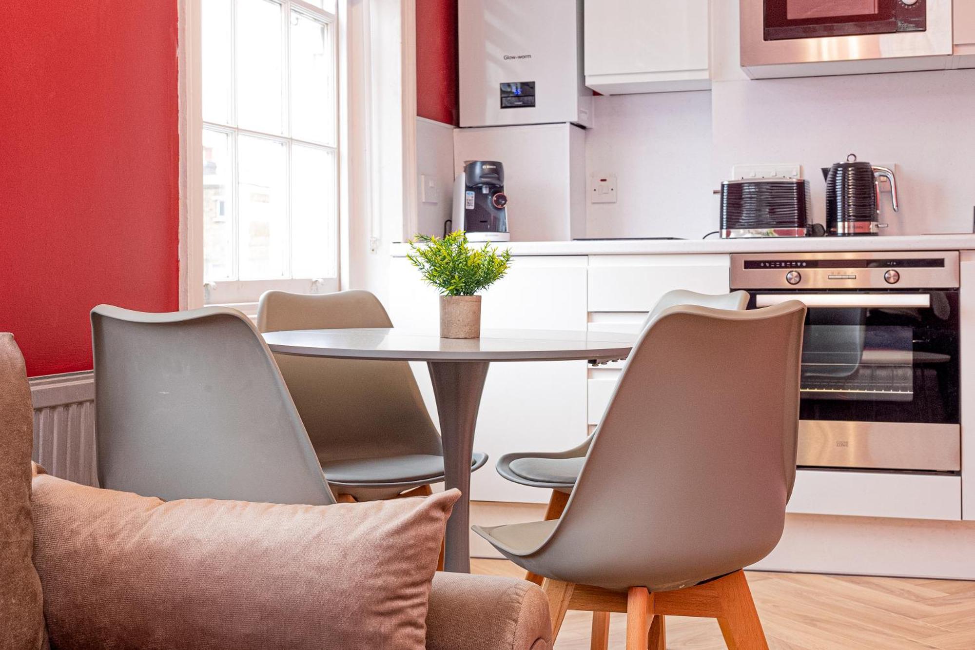 Charming Two Bedroom In Camden Appartamento Londra